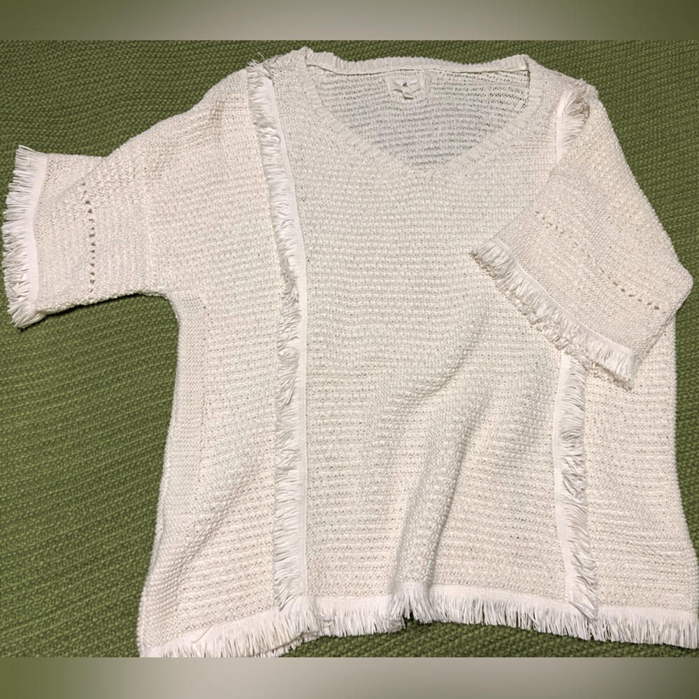 Lou & Grey Short Sleeve Vneck Sweater Fringe Edge Detail Womens M